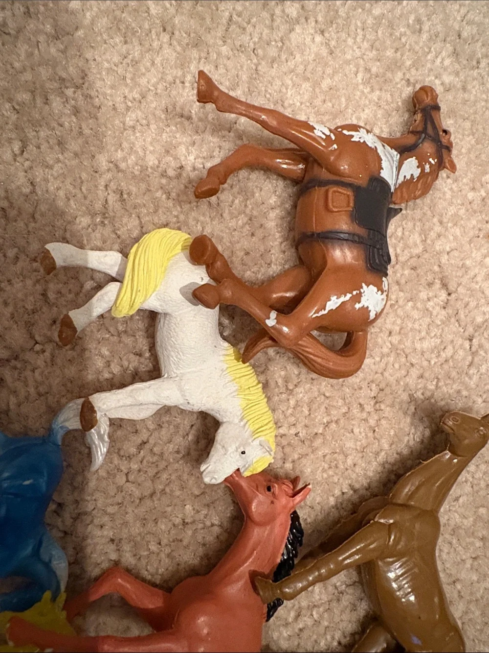 Lot of small Breyer Horses - Unicorn Magic Safari Popak Schleich?